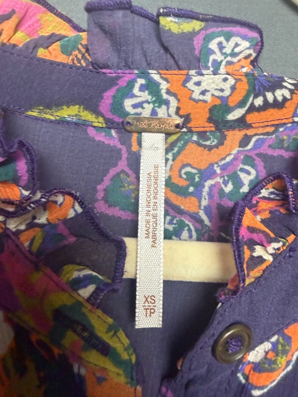 Free People Size Xs Ibiza Nights Mini Dress Ruffled Floral Print Button Purple - Picture 5 of 10